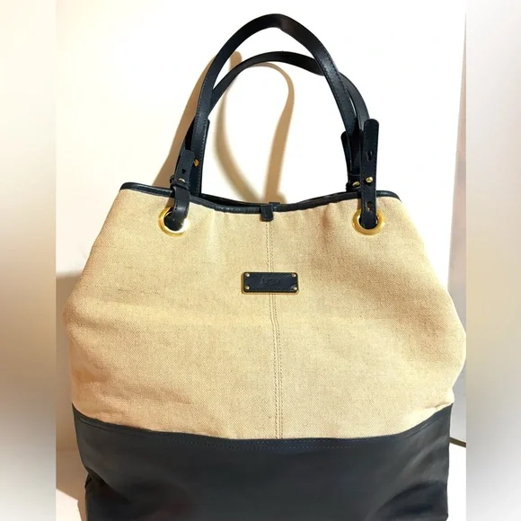 Ugg Elegant Two-Tone Tote Bag